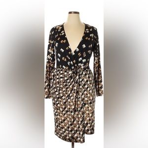 Diane Von Furstenberg Wrap Dress Size 14